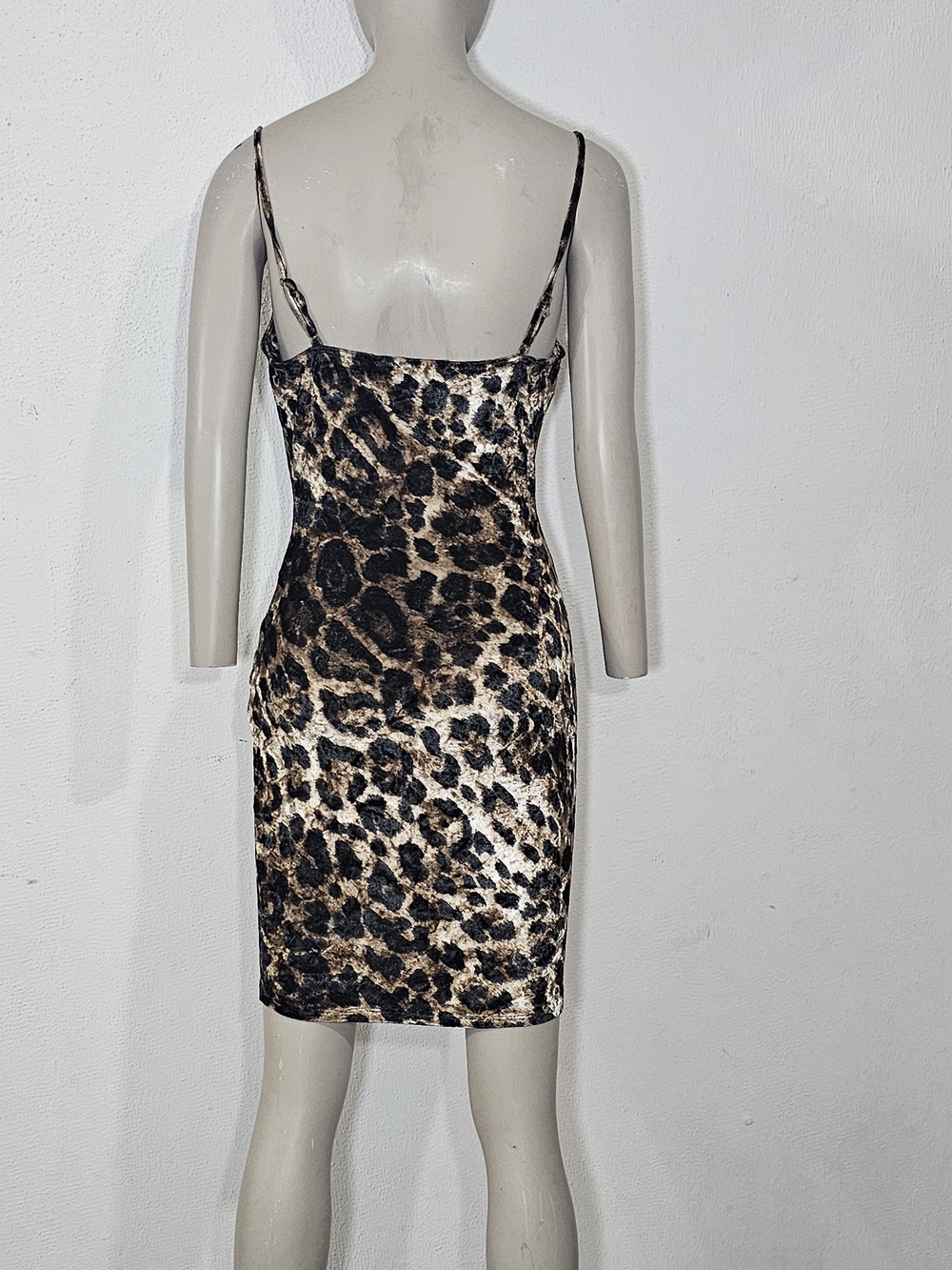 Y2K Akira Leopard Bodycon Size M Mini Dress Velvet Animal Print Whimi Cowl Neck - Picture 4 of 12